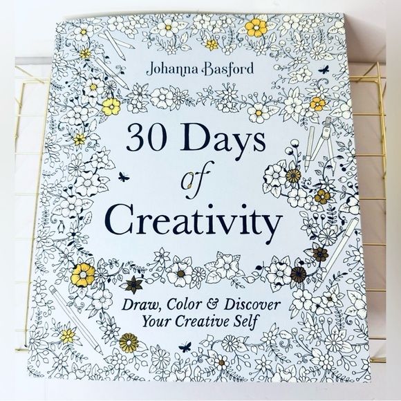 Thirty Days of Creativity Draw, Color, & Discover Your Creative Self J. Basford - Picture 1 of 2